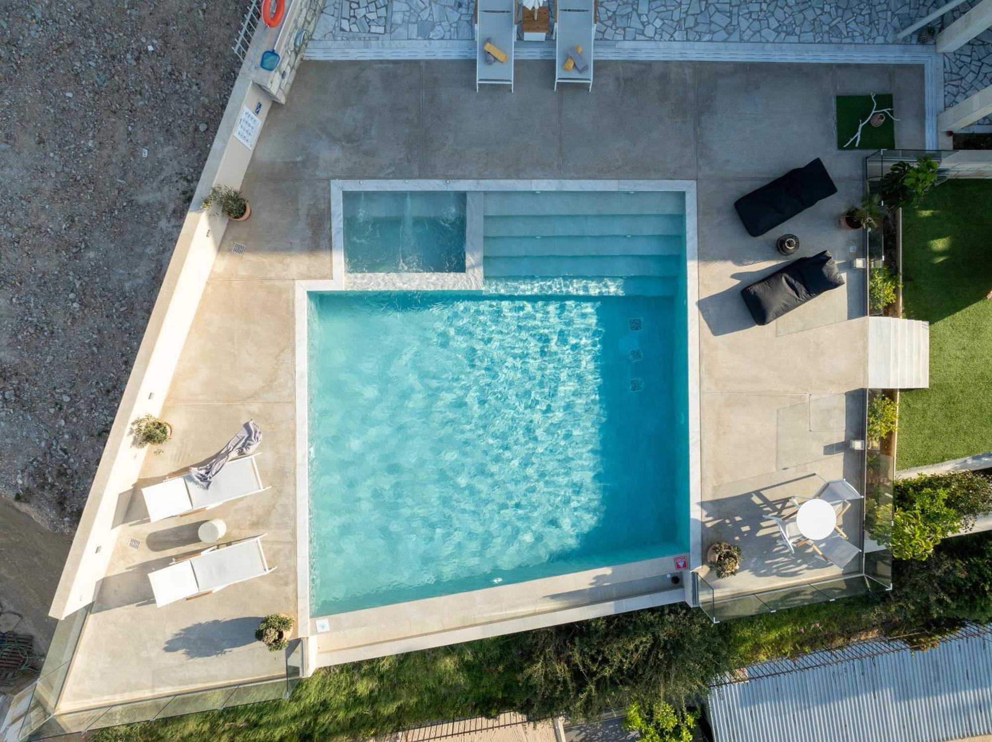 Amazing View Villa Aliki With Infinity Pool & Spa 리가리아 외부 사진